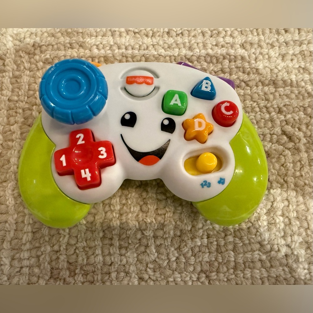 Fisher-Price Laugh & Learn Game Controller - Picture 2 of 3